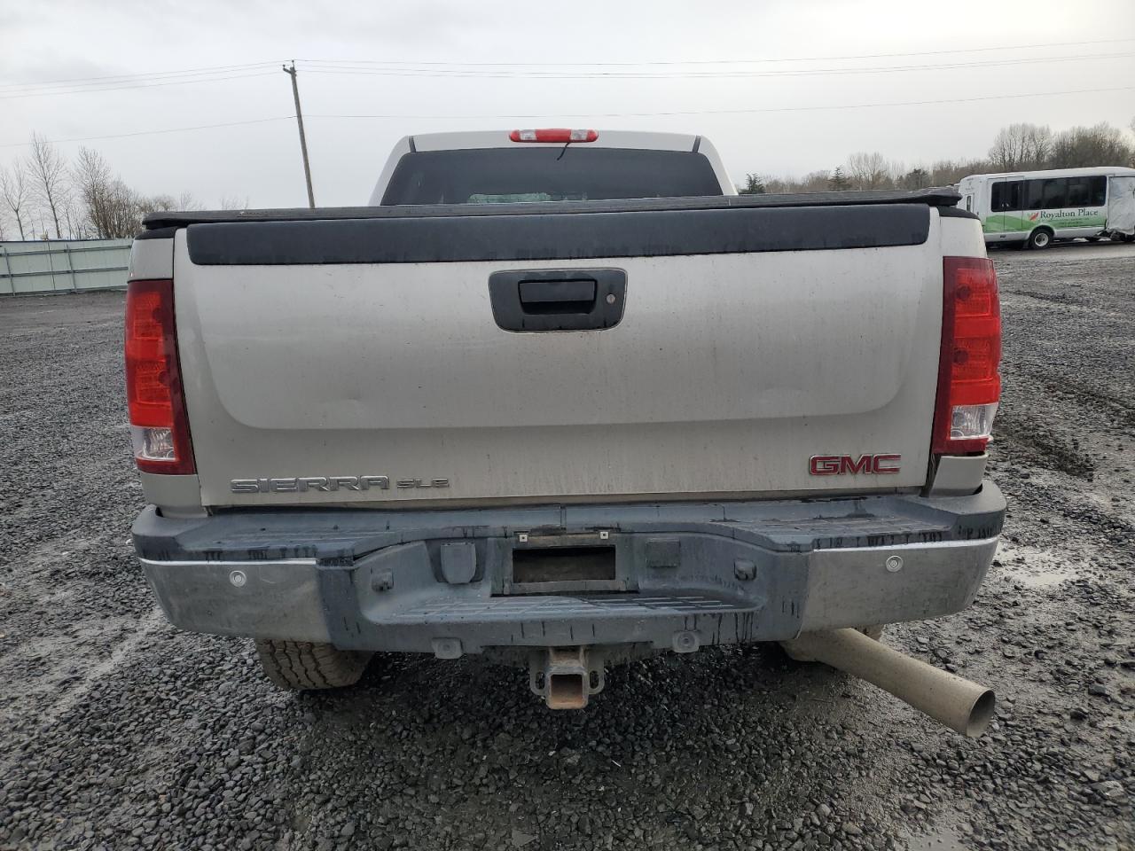 2008 GMC Sierra - Image 6