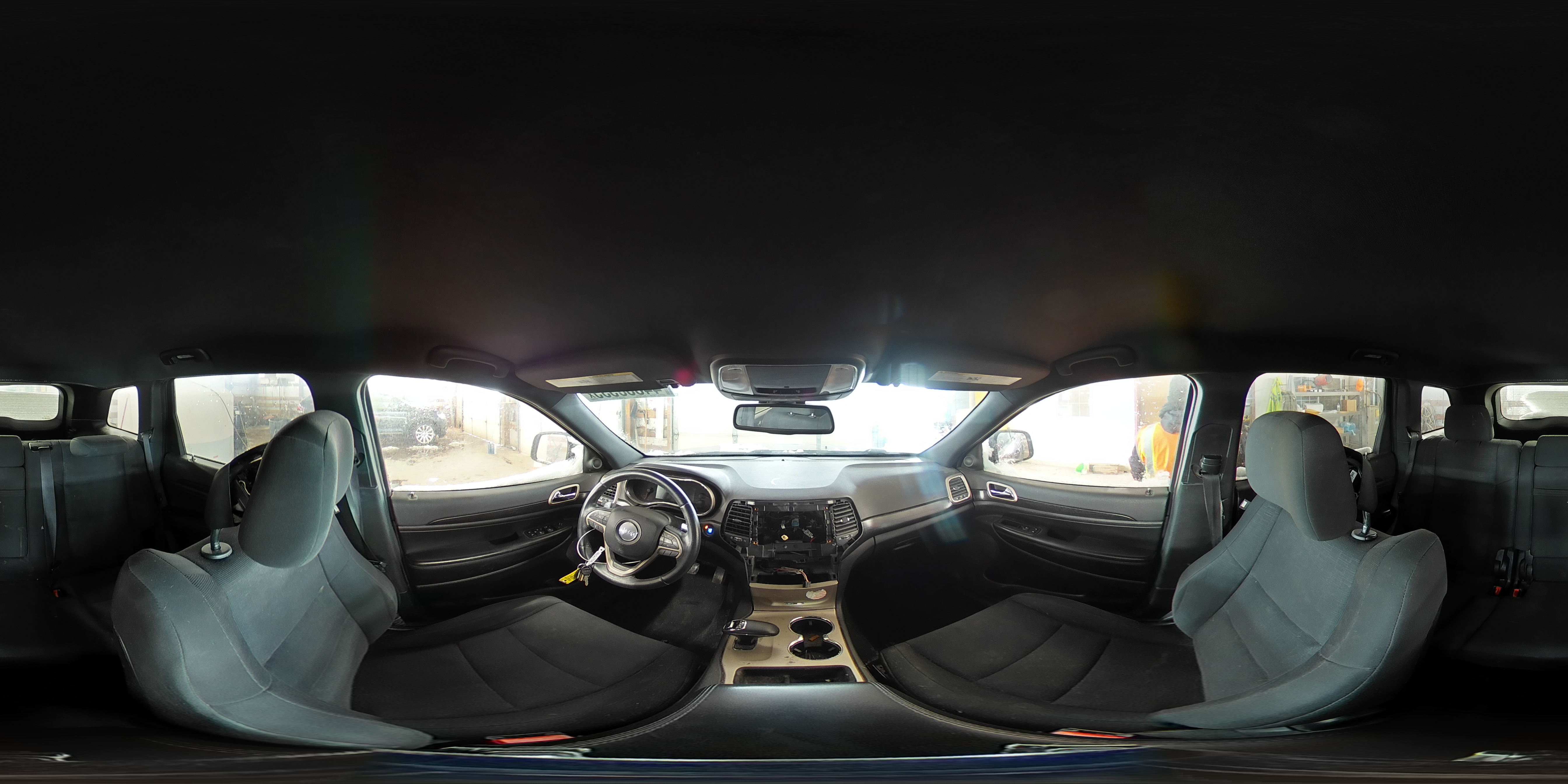2014 Jeep Grand Cherokee - Image 15
