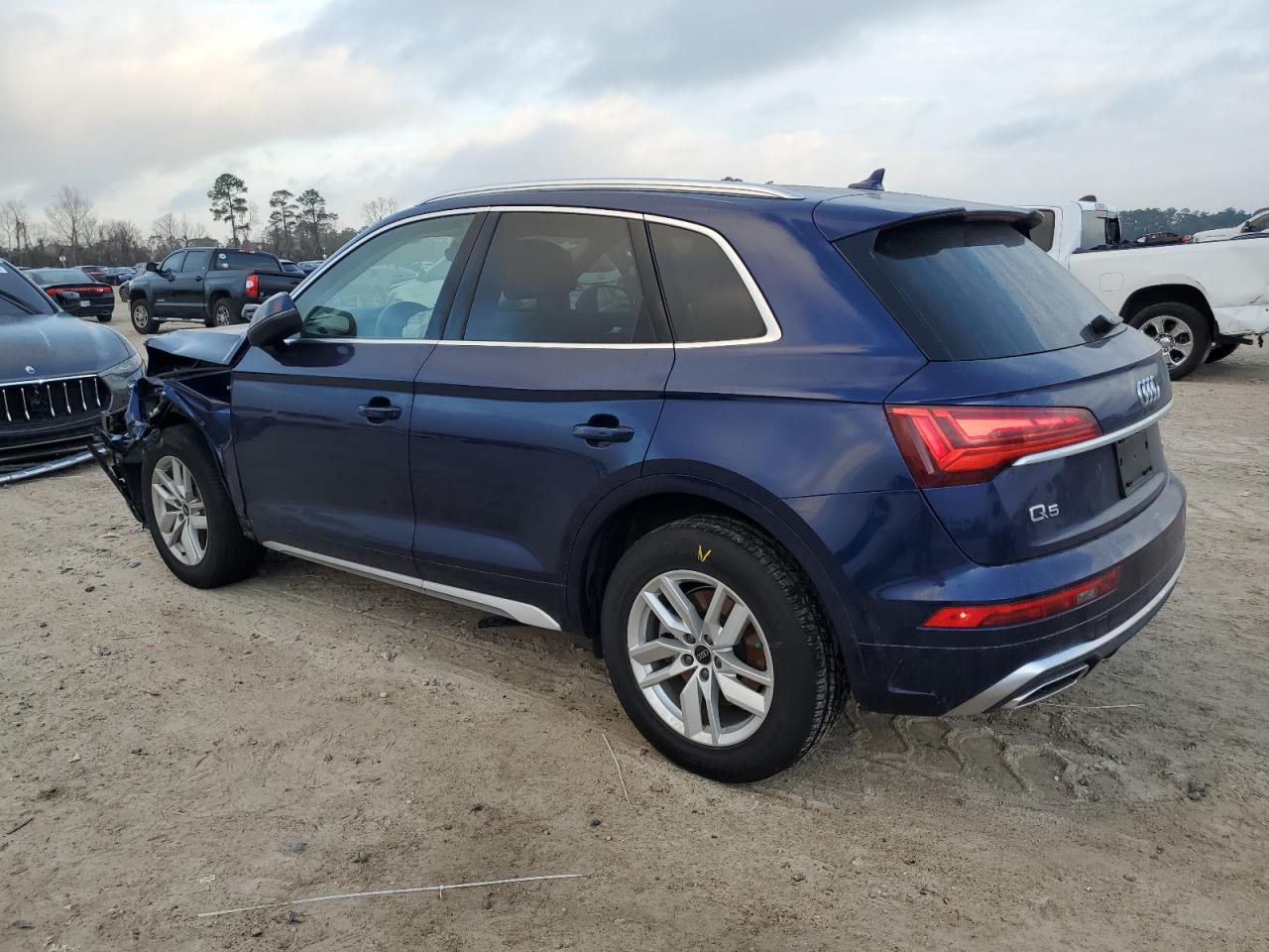 2023 Audi Q5 - Image 2