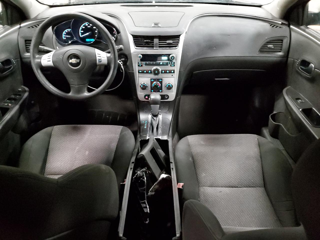 2011 Chevrolet Malibu - Image 8