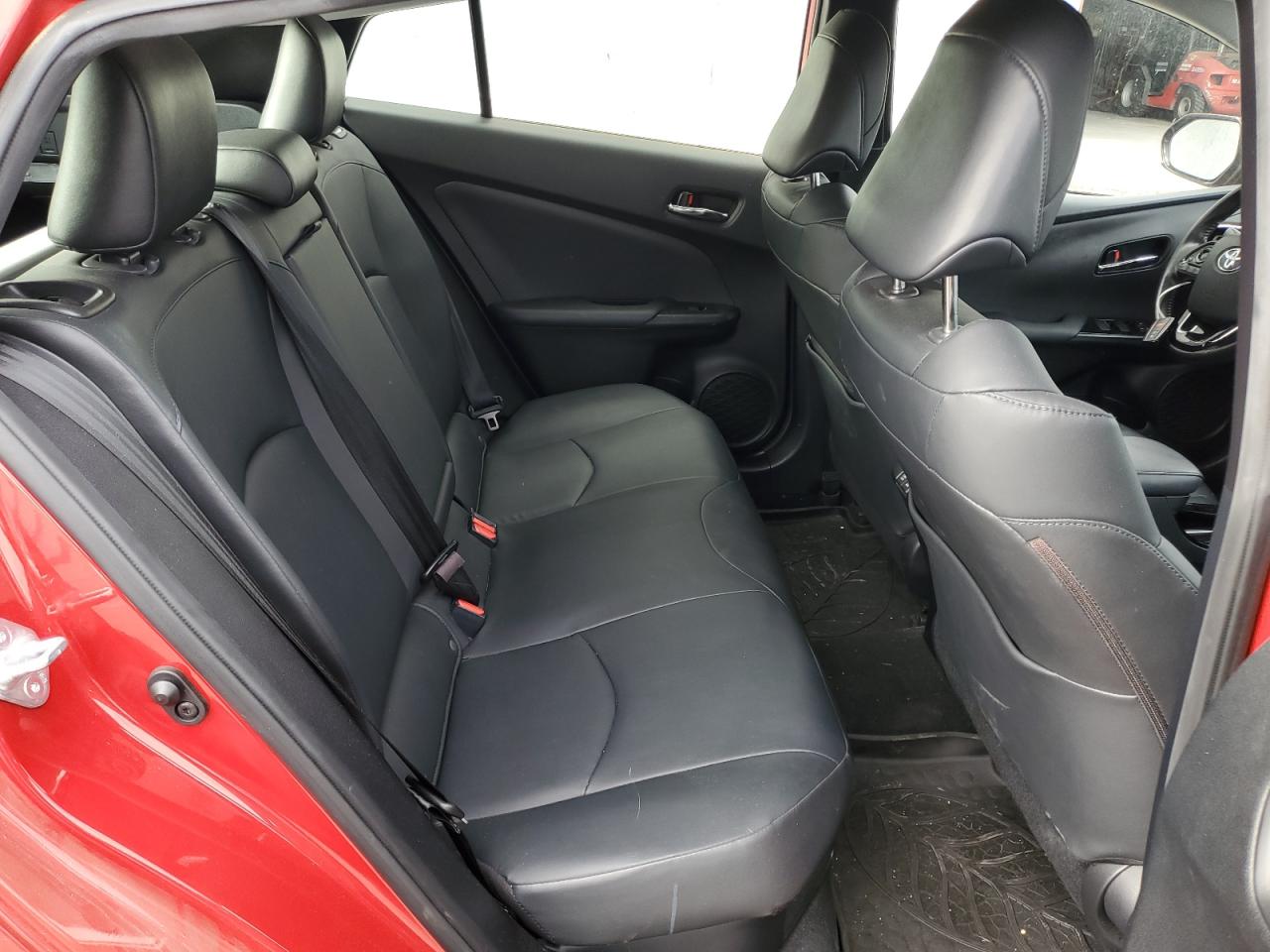 2019 Toyota Prius - Image 10