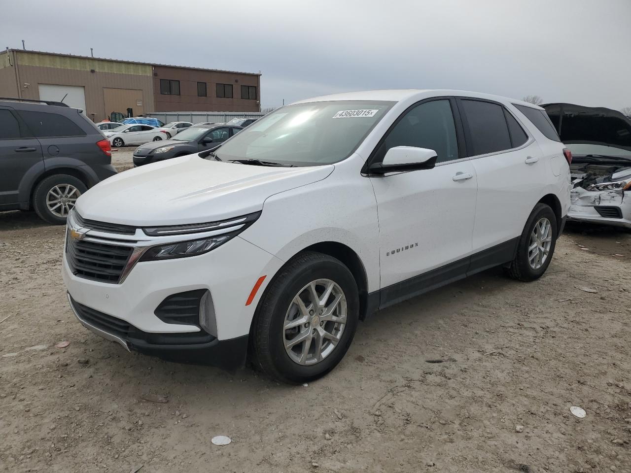 2022 Chevrolet Equinox - Image 1