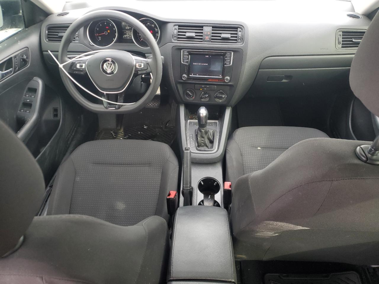 2016 Volkswagen Jetta - Image 8