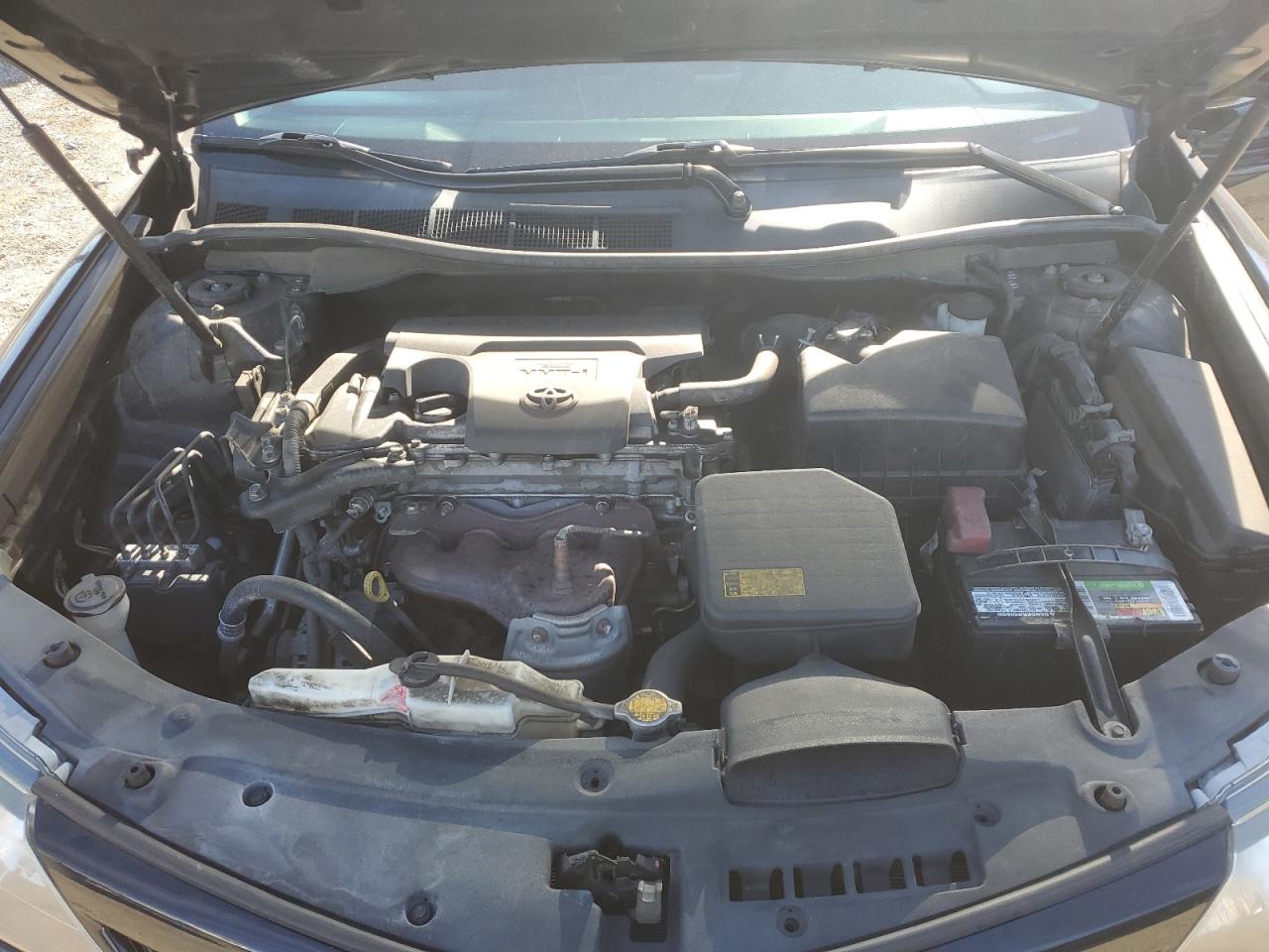 2013 Toyota Camry - Image 11