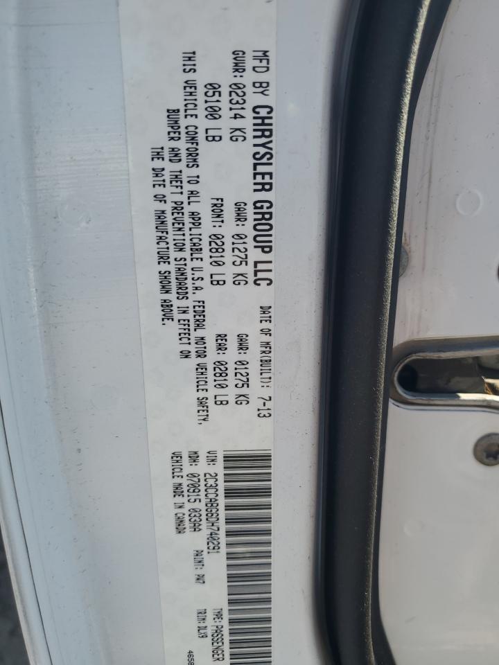 2013 Chrysler 300 - Image 12