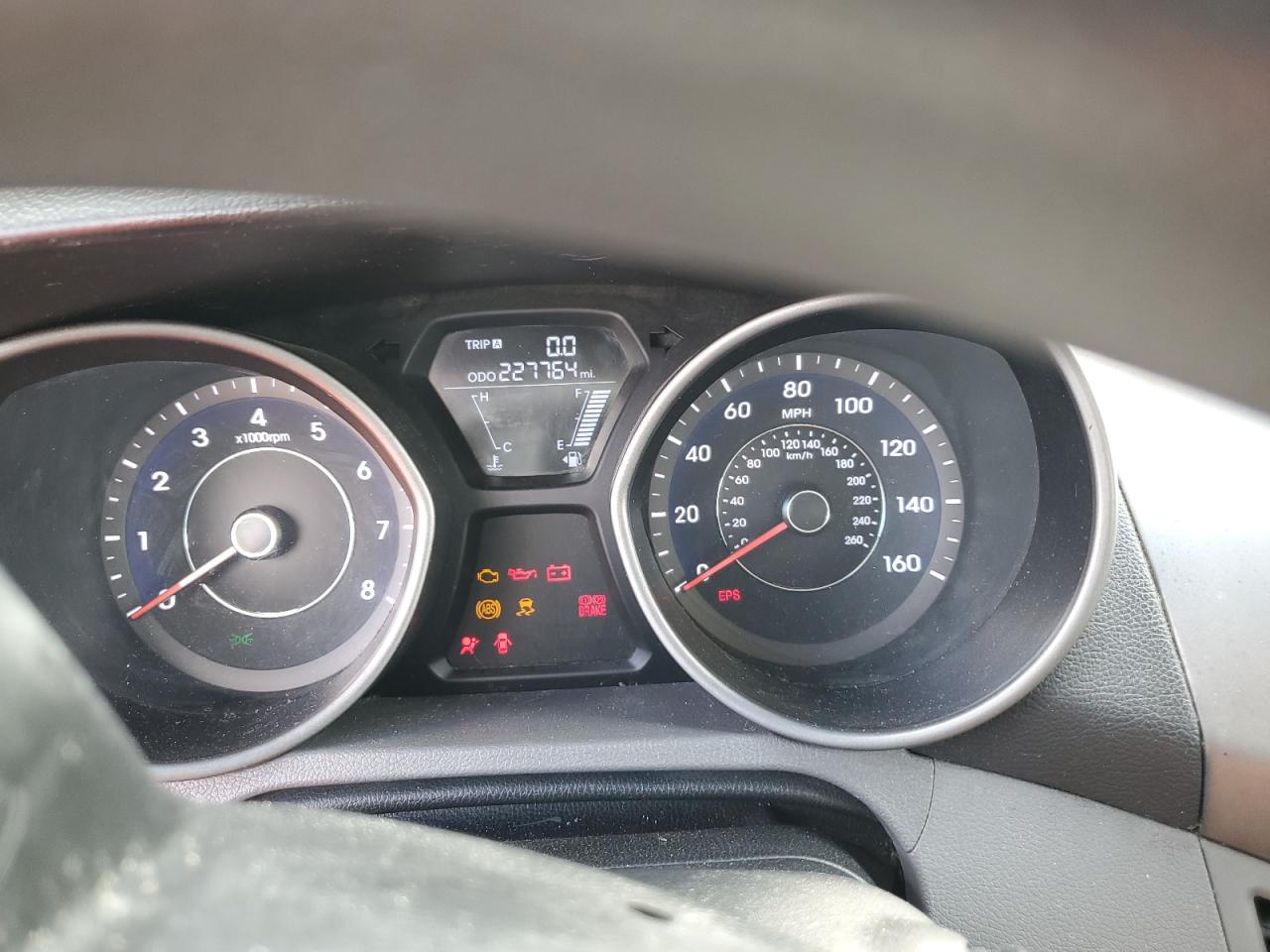 2013 Hyundai Elantra - Image 9