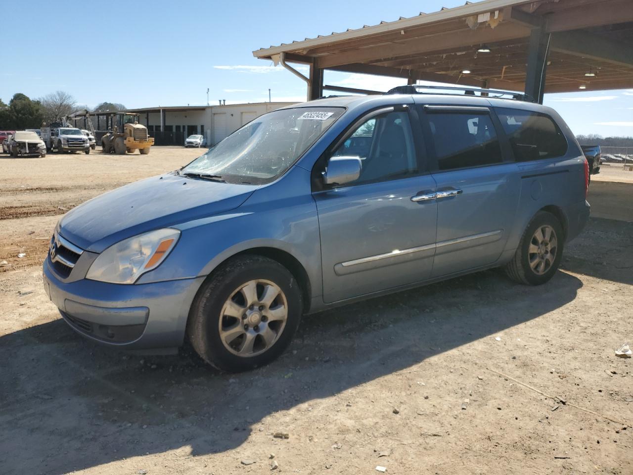 2007 Hyundai Entourage - Image 1