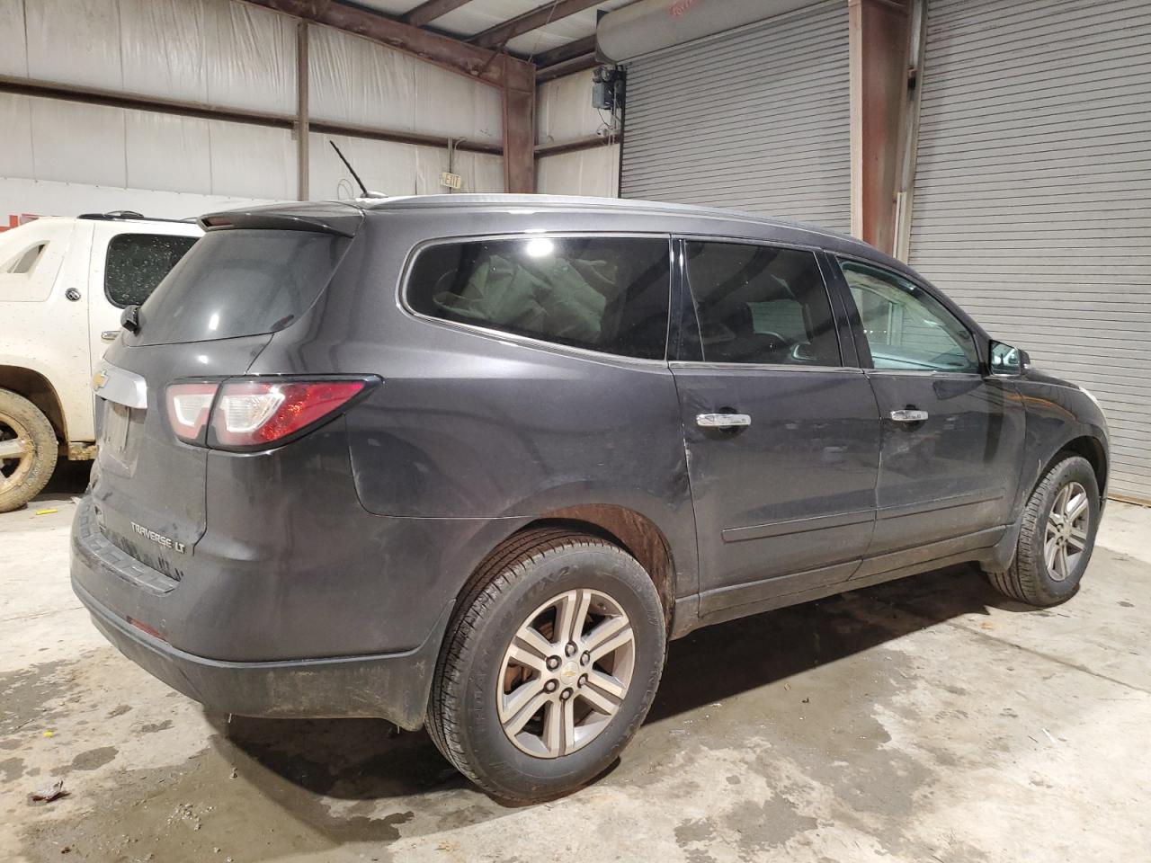 2015 Chevrolet Traverse - Image 3