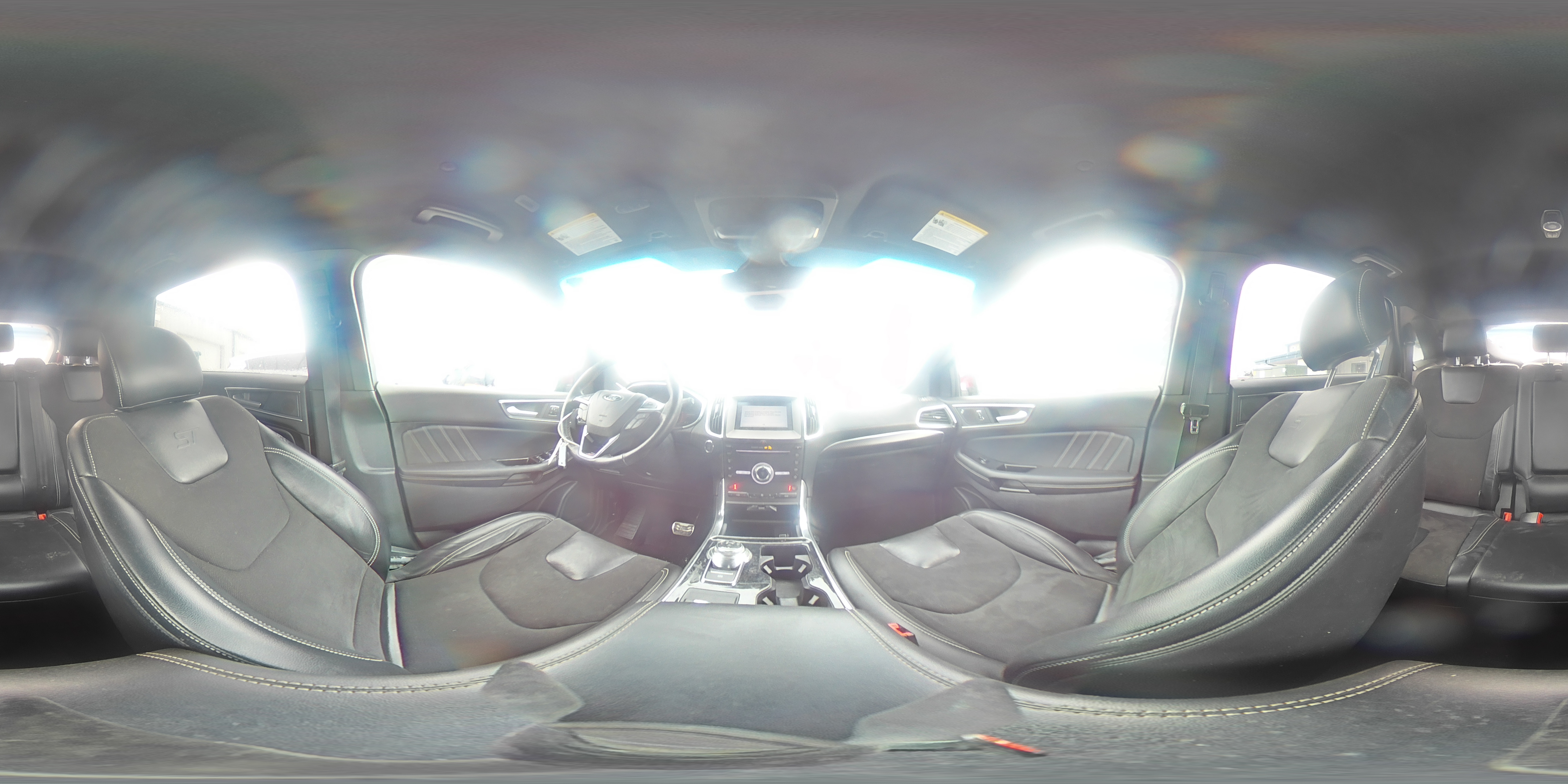 2019 Ford Edge - Image 16
