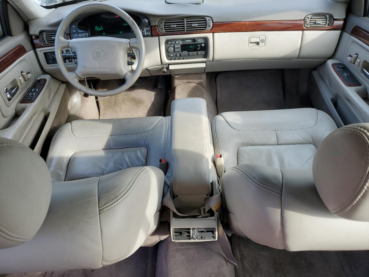 1998 Cadillac De Ville - Image 8