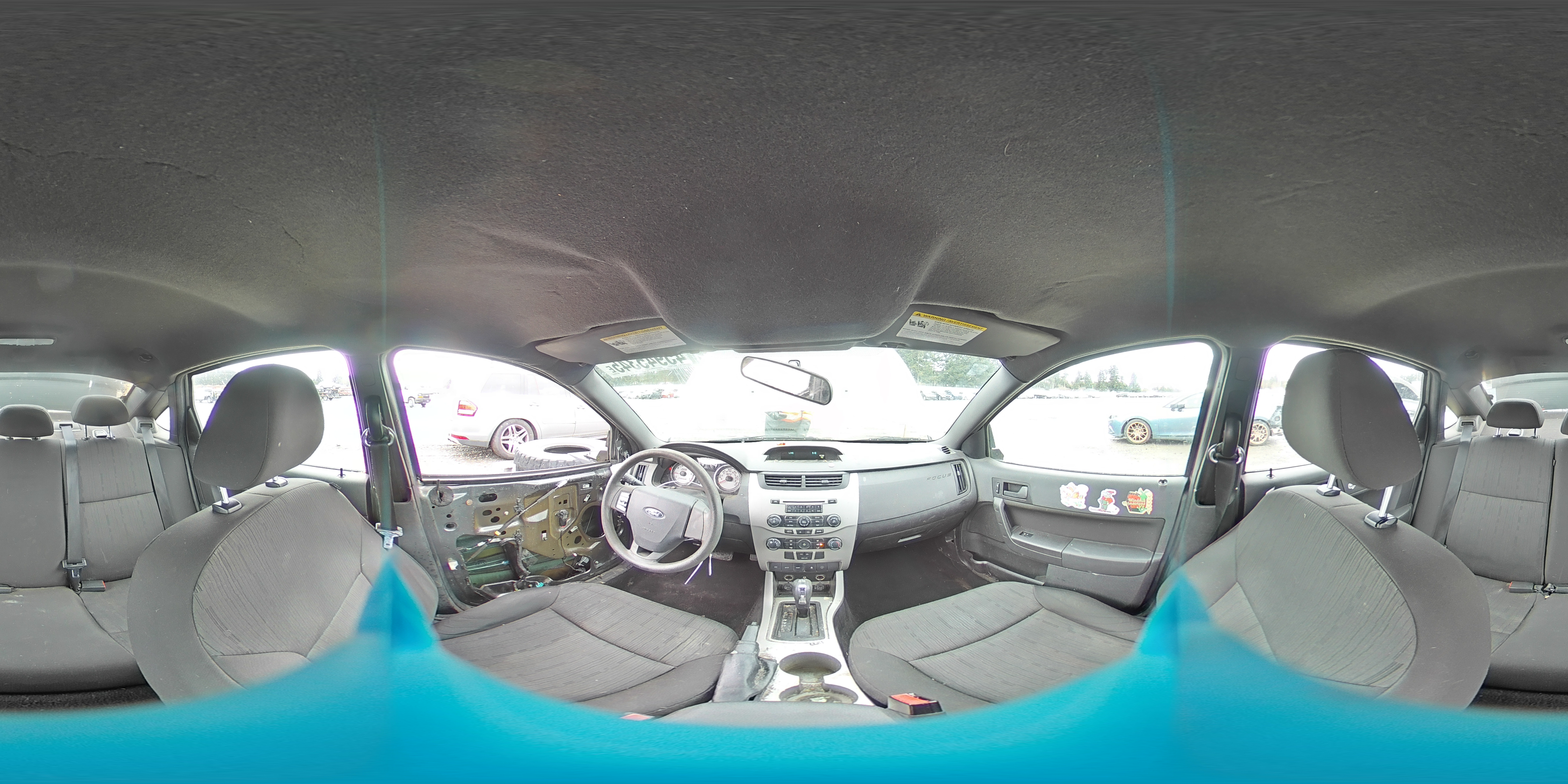 2010 Ford Focus - Image 13