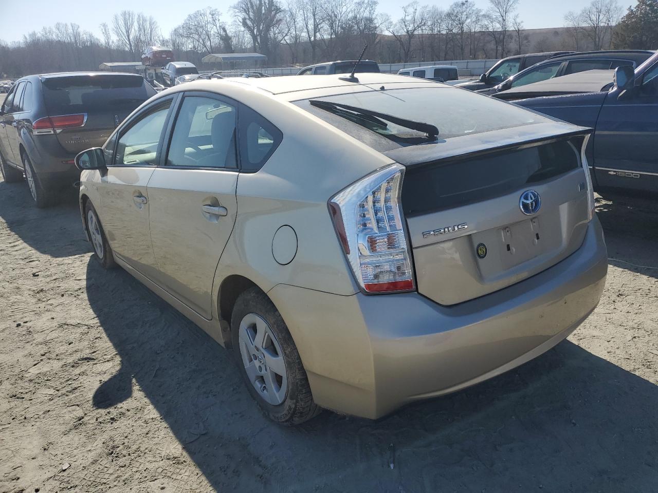 2011 Toyota Prius - Image 2