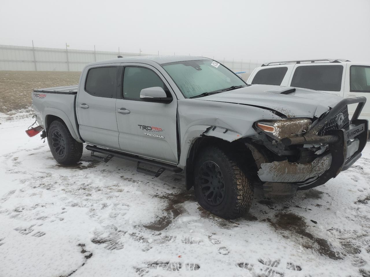 2018 Toyota Tacoma - Image 4
