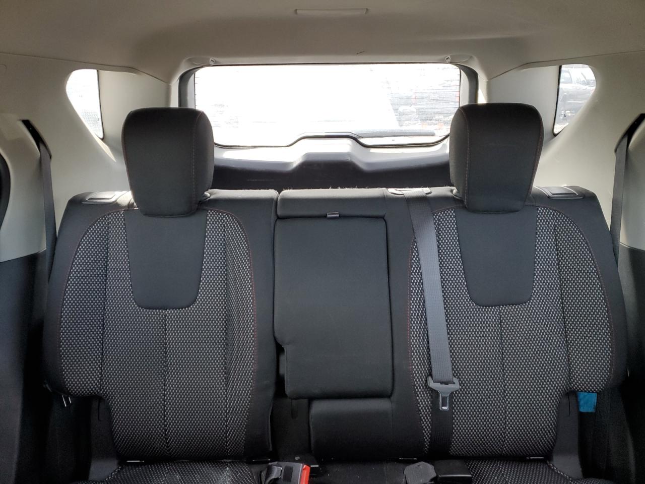 2016 Chevrolet Equinox - Image 10