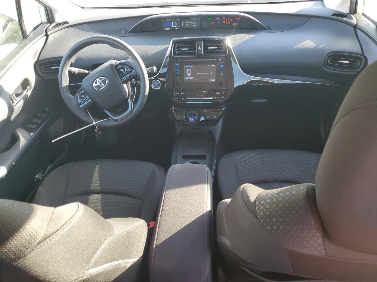 2019 Toyota Prius - Image 8