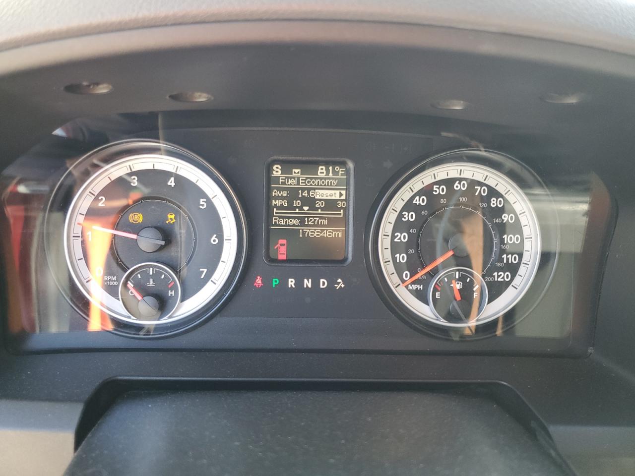 2014 RAM 1500 - Image 9