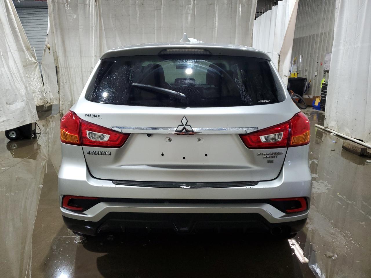 2018 Mitsubishi Outlander - Image 6