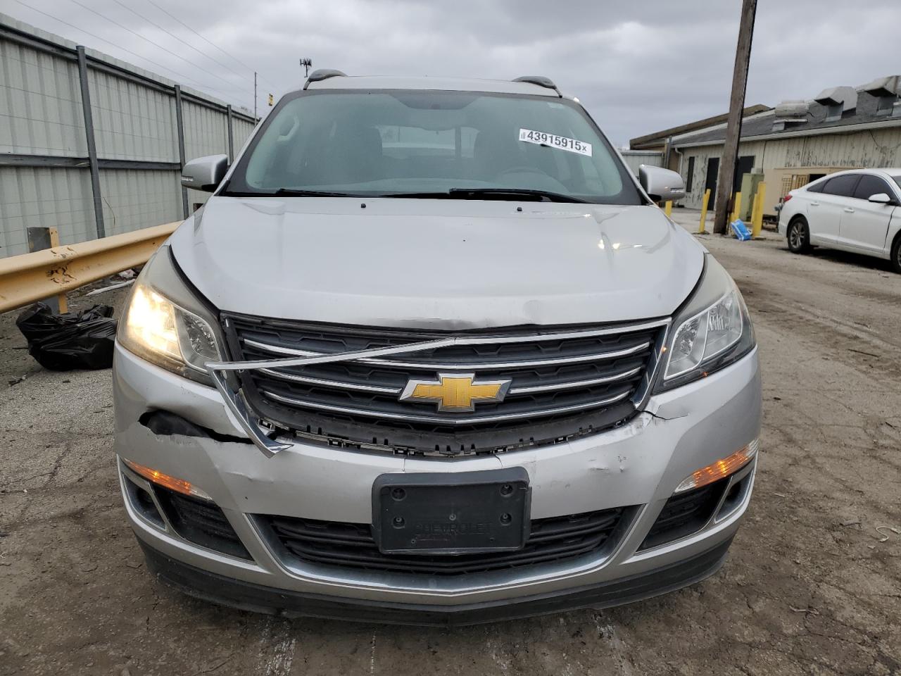 2014 Chevrolet Traverse - Image 5