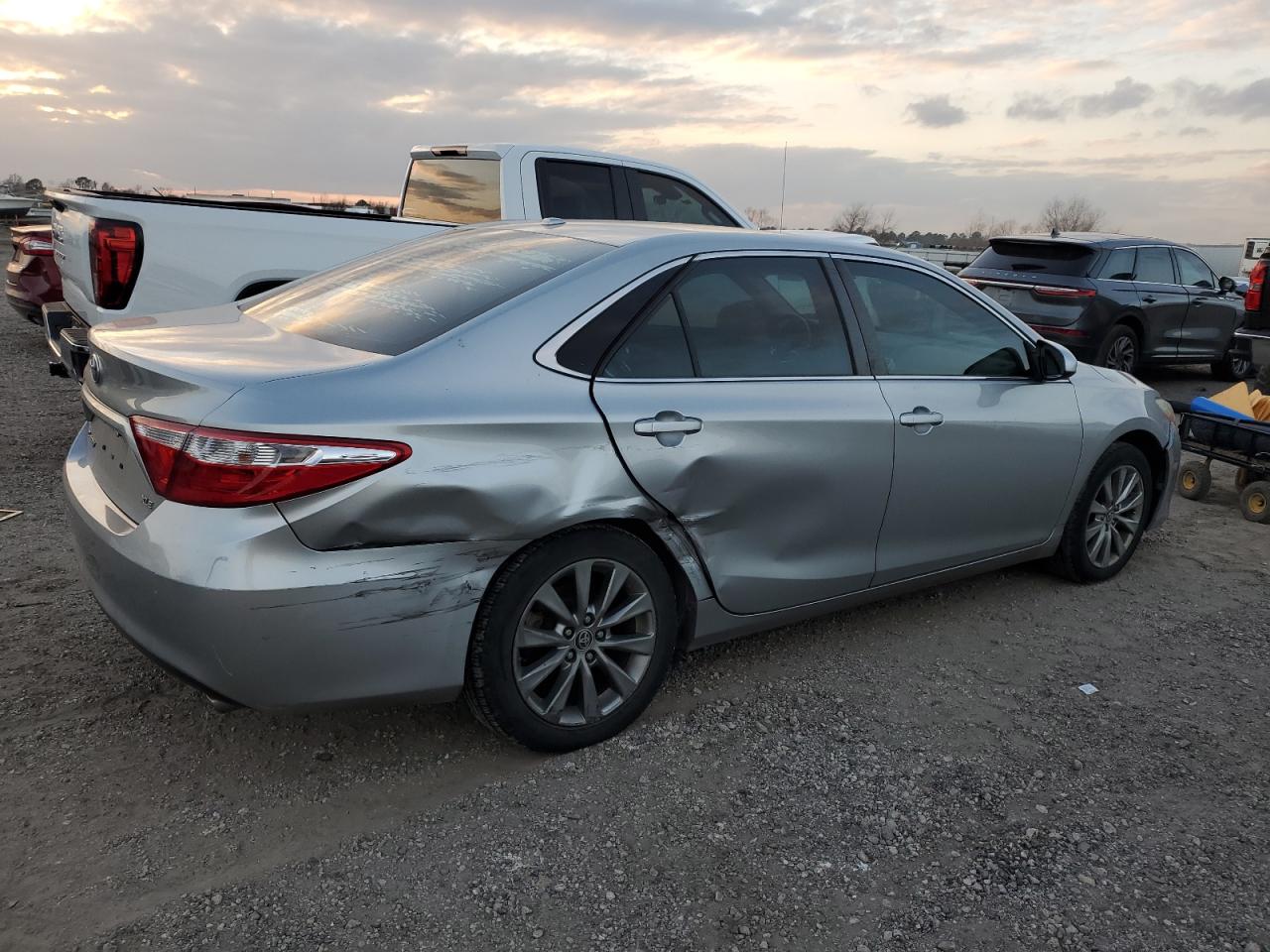 2015 Toyota Camry - Image 3