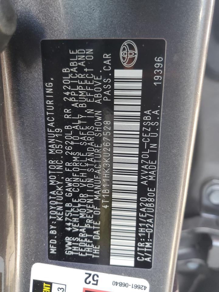 2019 Toyota Camry - Image 13