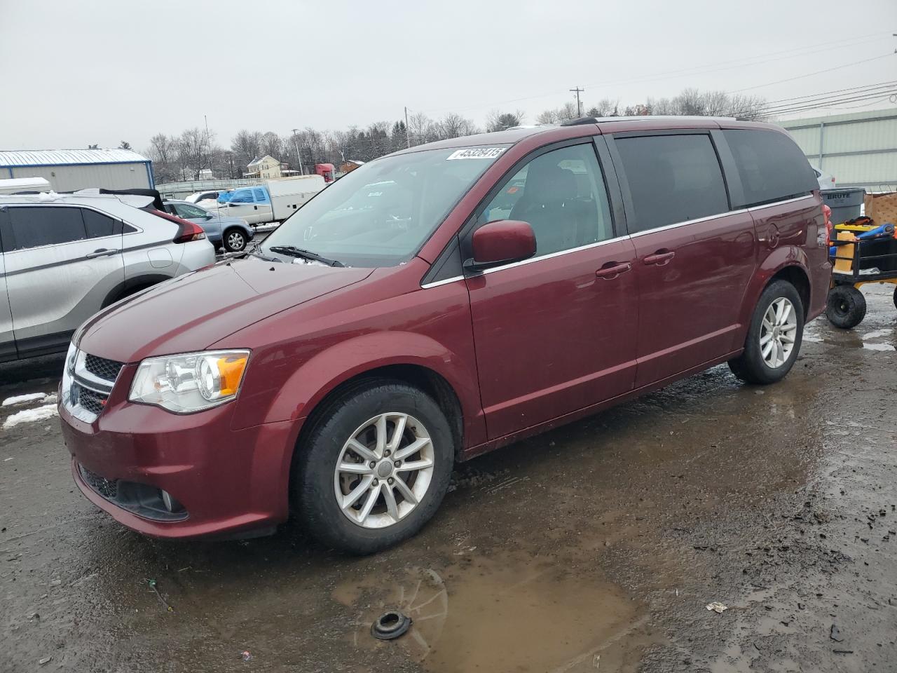 2019 Dodge Caravan - Image 1