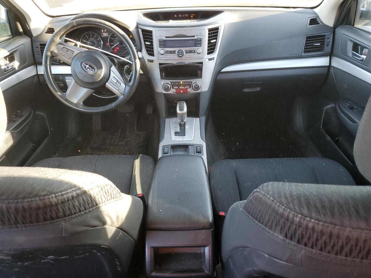 2011 Subaru Outback - Image 8