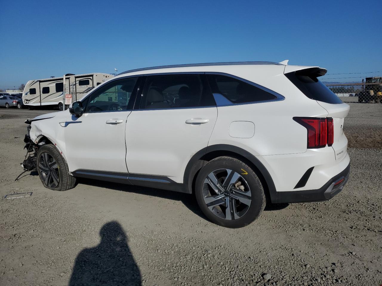 2023 Kia Sorento - Image 2