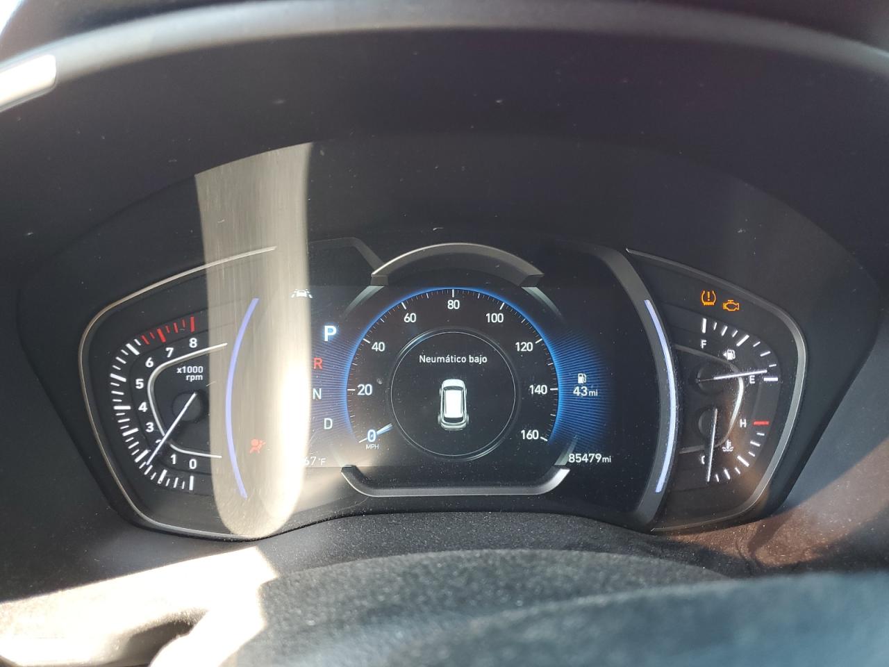 2020 Hyundai Santa Fe - Image 9