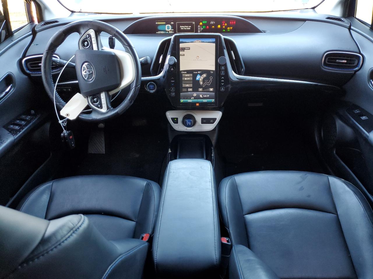 2018 Toyota Prius - Image 8