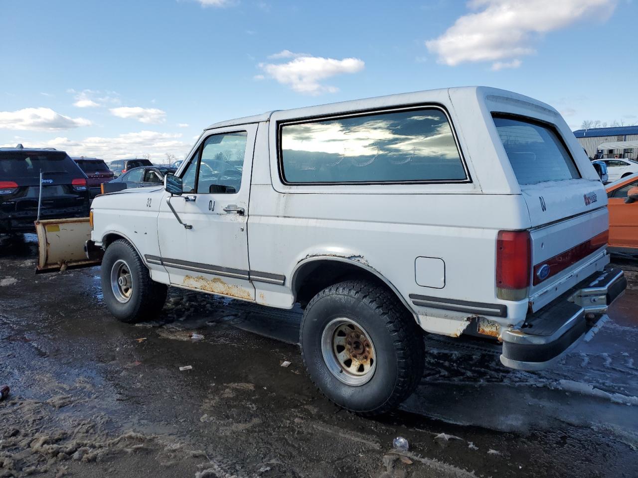 1990 Ford Bronco - Image 2