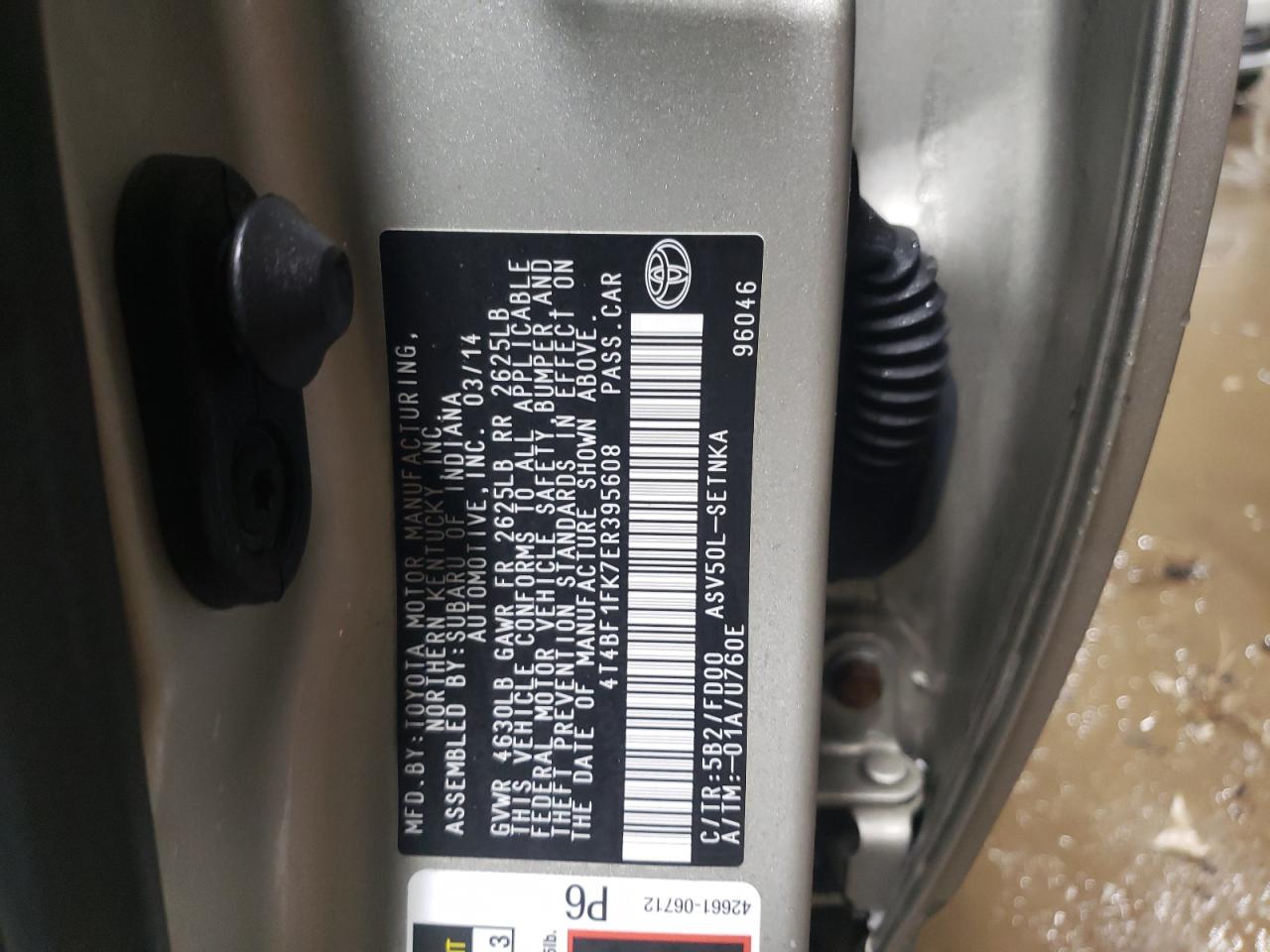 2014 Toyota Camry - Image 13