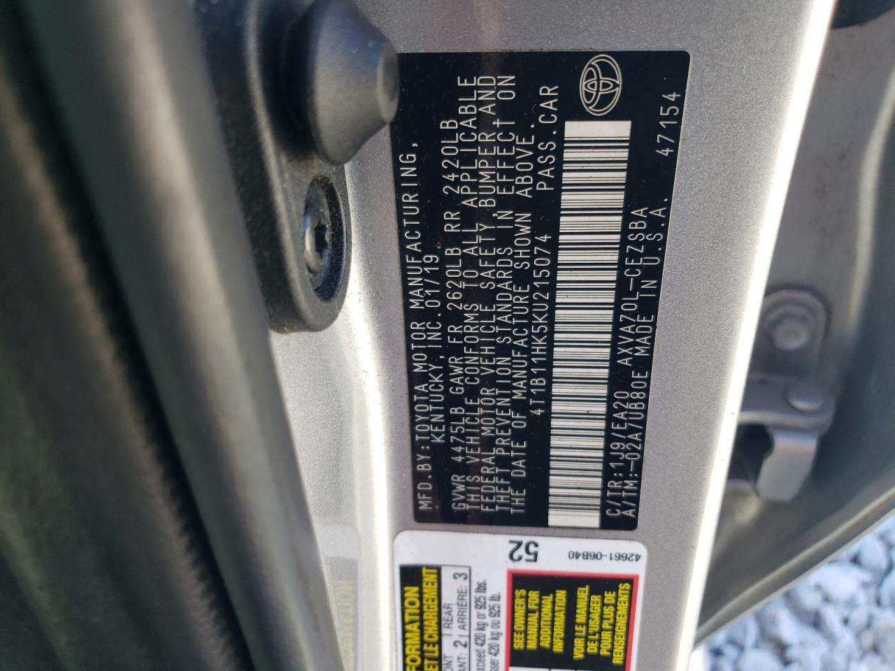 2019 Toyota Camry - Image 12
