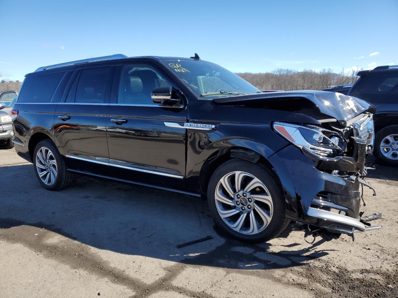 2022 Lincoln Navigator - Image 4