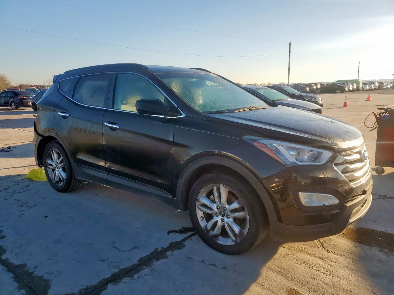 2013 Hyundai Santa Fe - Image 4