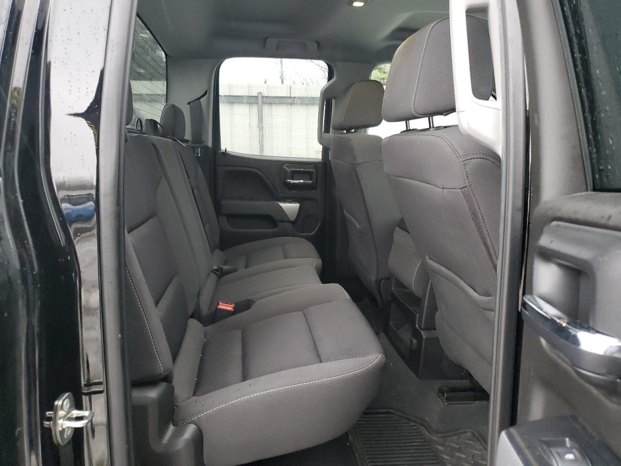 2019 Chevrolet Silverado - Image 10