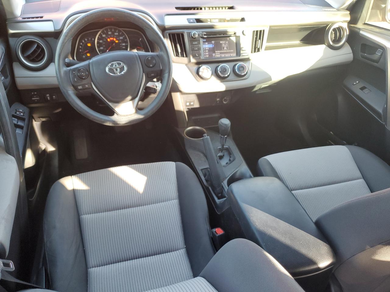 2014 Toyota RAV 4 - Image 8