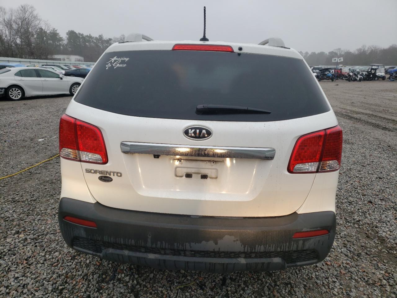 2011 Kia Sorento - Image 6