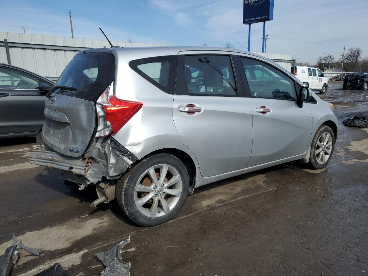 2014 Nissan Versa - Image 3