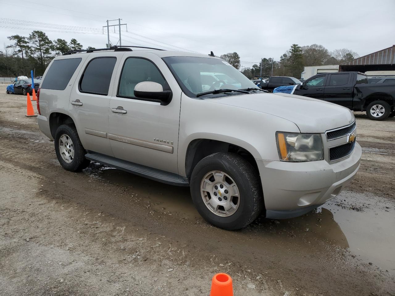 2007 Chevrolet Tahoe - Image 4