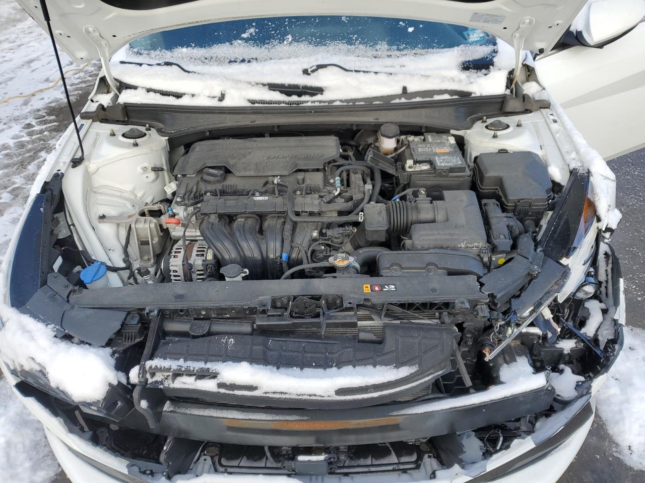 2021 Hyundai Elantra - Image 12