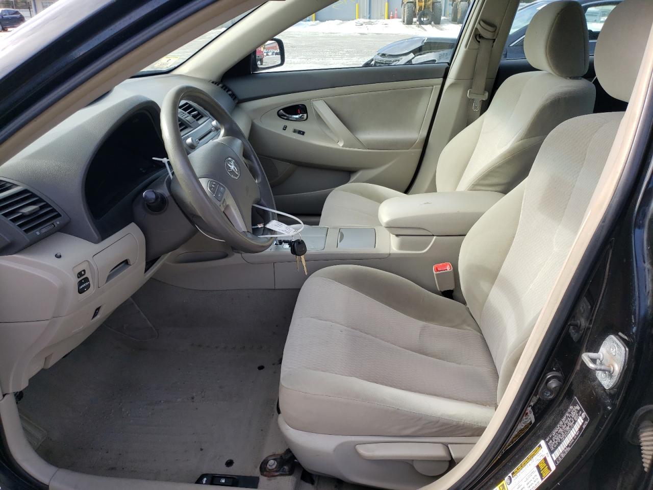 2010 Toyota Camry - Image 7