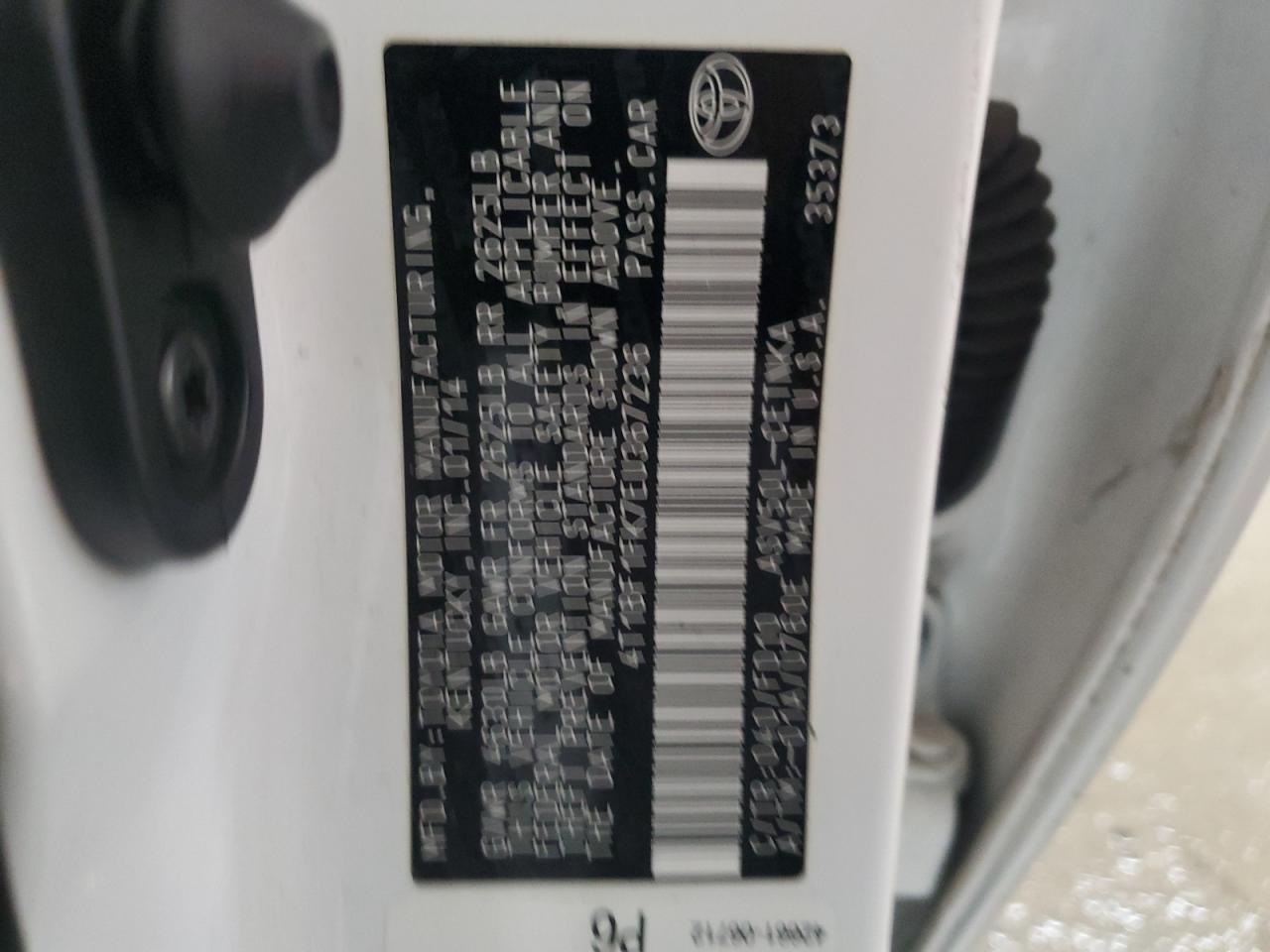 2014 Toyota Camry - Image 12