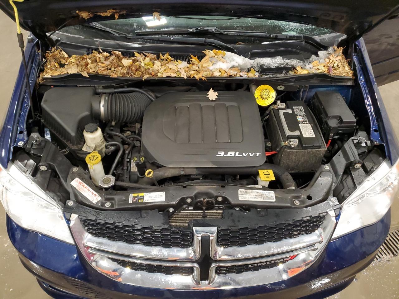 2017 Dodge Caravan - Image 12