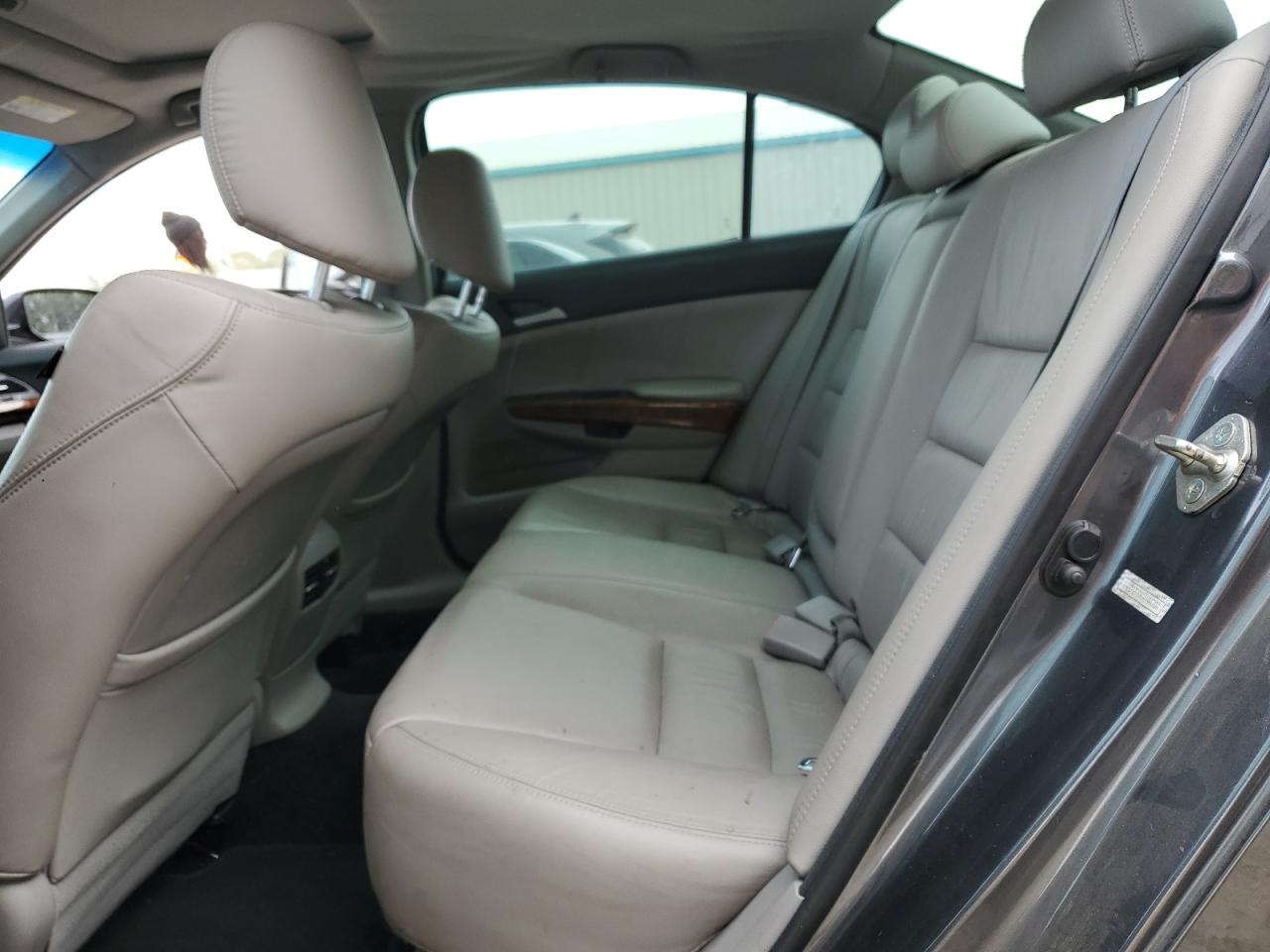 2012 Honda Accord - Image 11