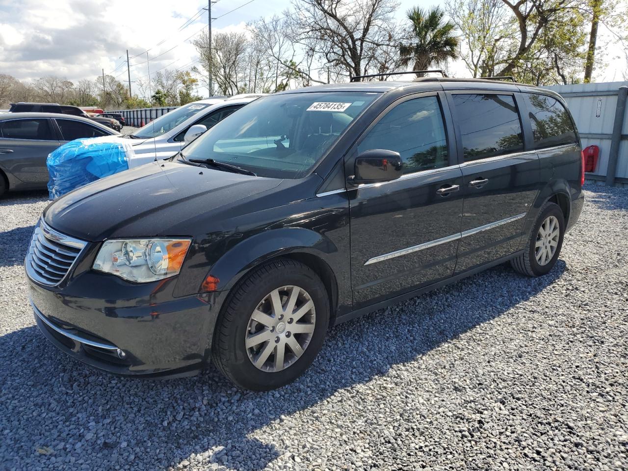 2016 Chrysler Town & Country - Image 1