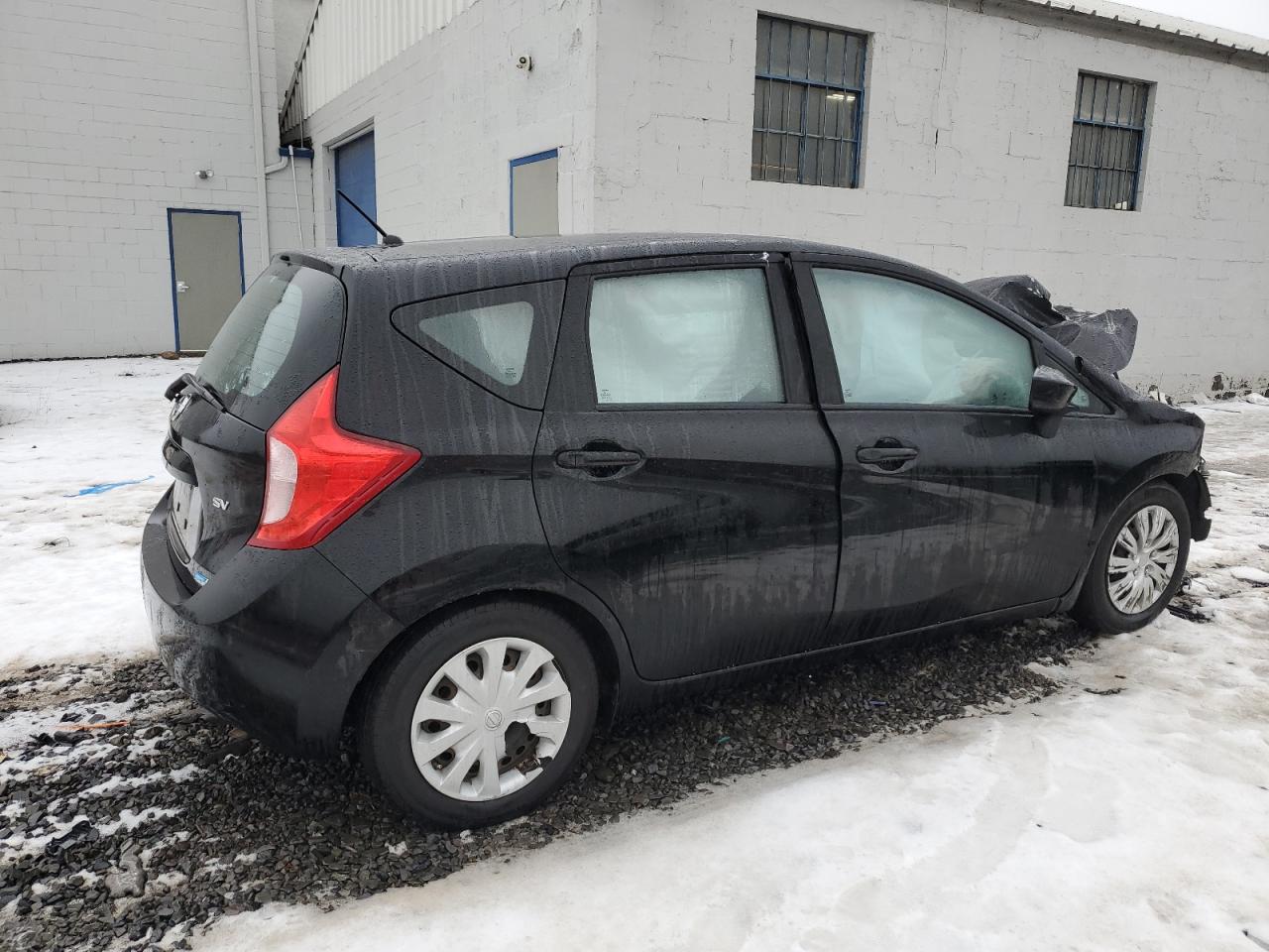 2015 Nissan Versa - Image 3