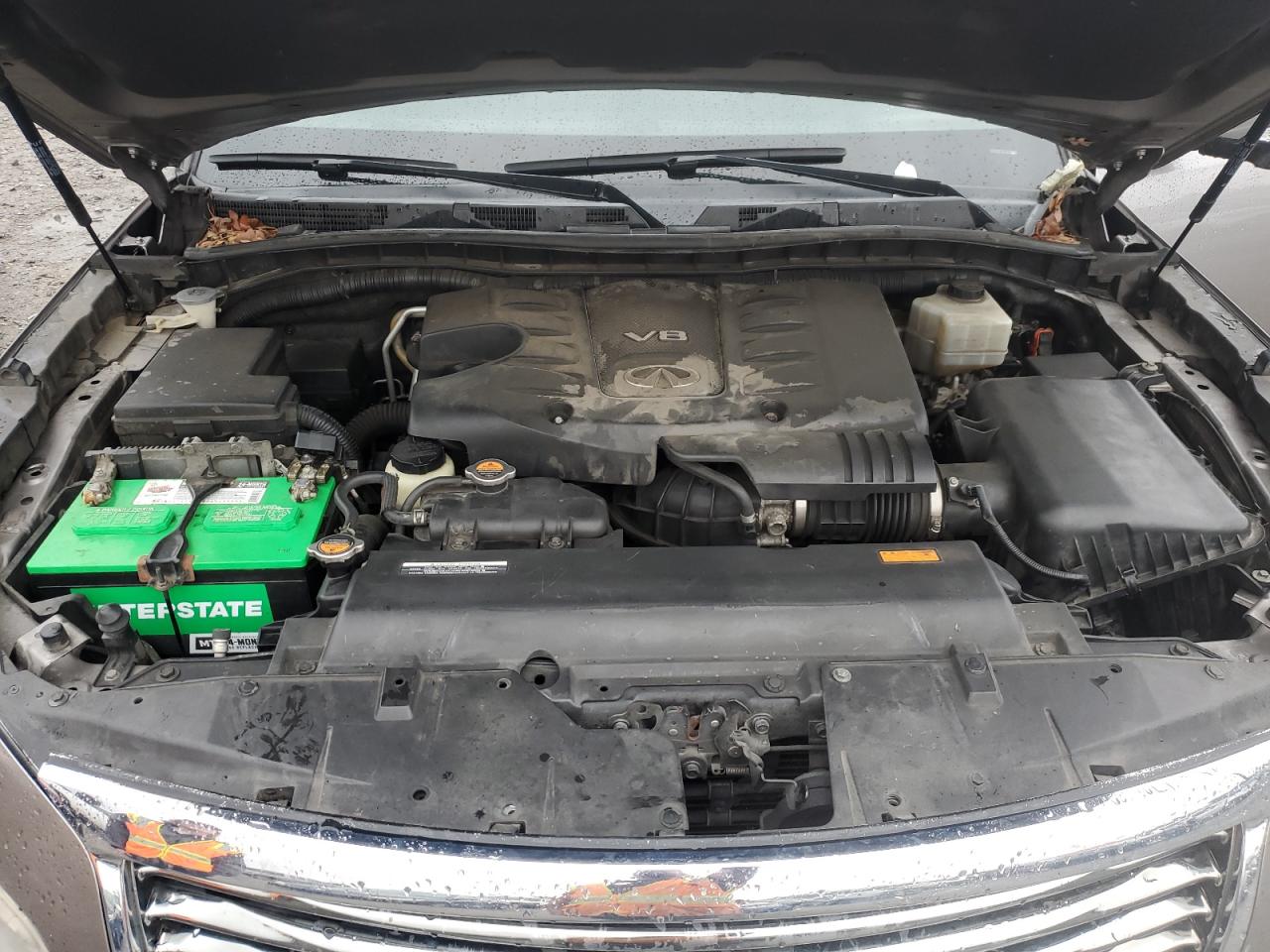 2011 Infiniti QX56 - Image 12