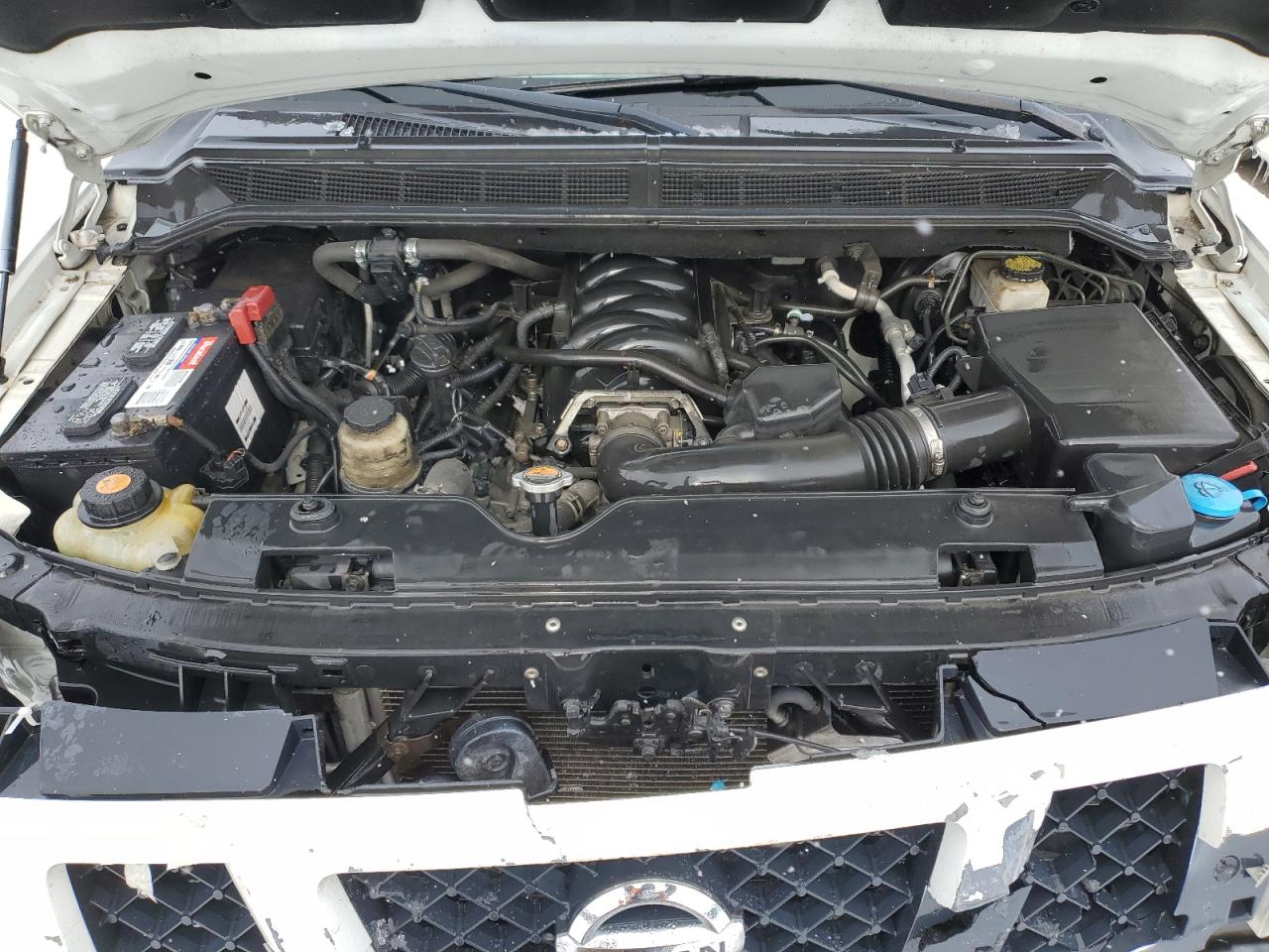 2010 Nissan Armada - Image 12