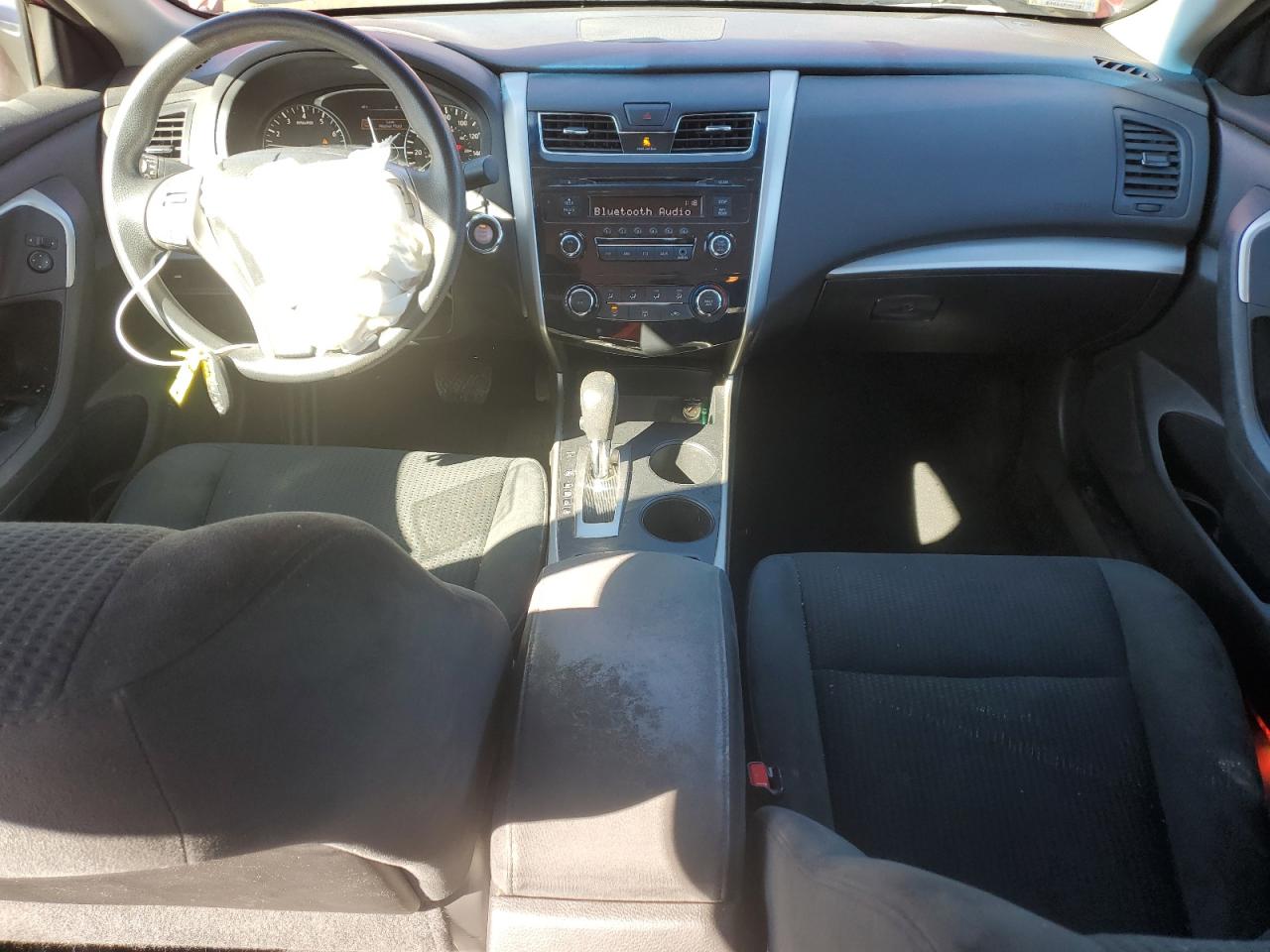 2015 Nissan Altima - Image 8