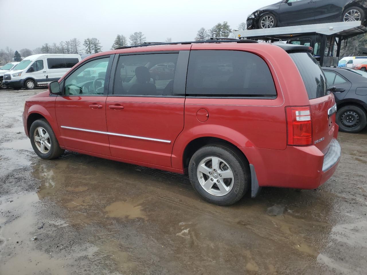 2009 Dodge Caravan - Image 2